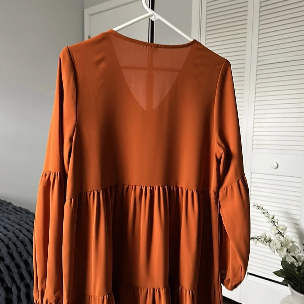NWOT Ruffle Dress - Picture 6 of 7